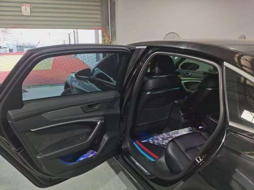 Audi A6L 2.0T 40 Premium Luxury 7