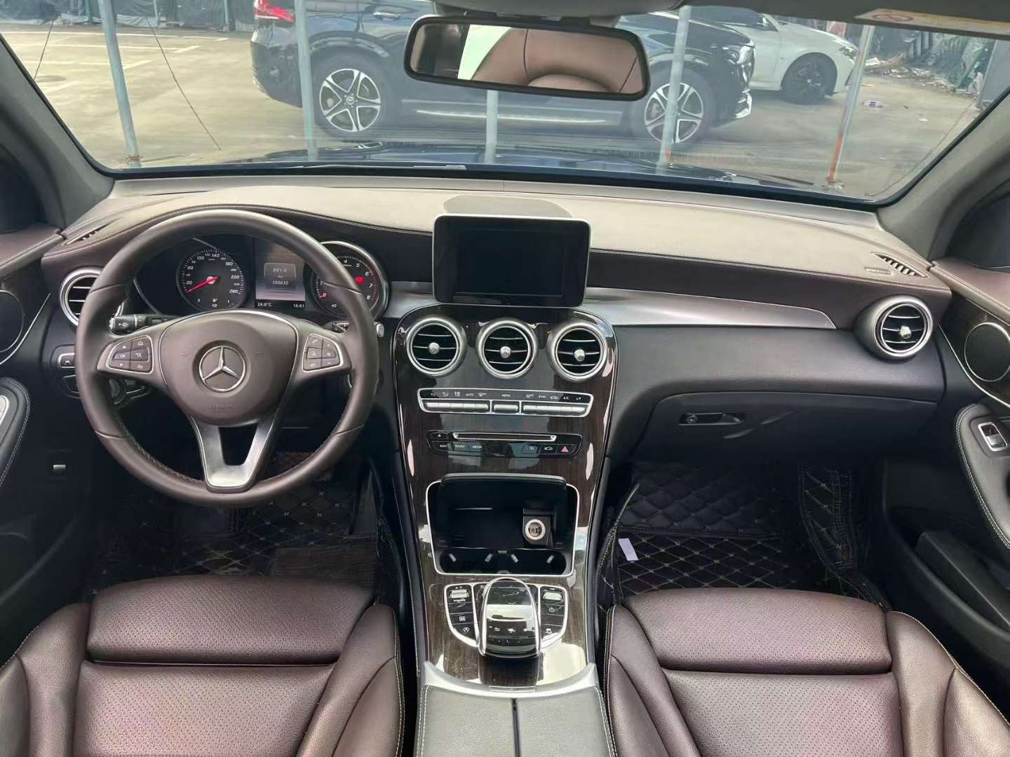 Mercedes-Benz GLC 2018 2.0T AWD Dual Sunroof High-End Luxury Edition 5