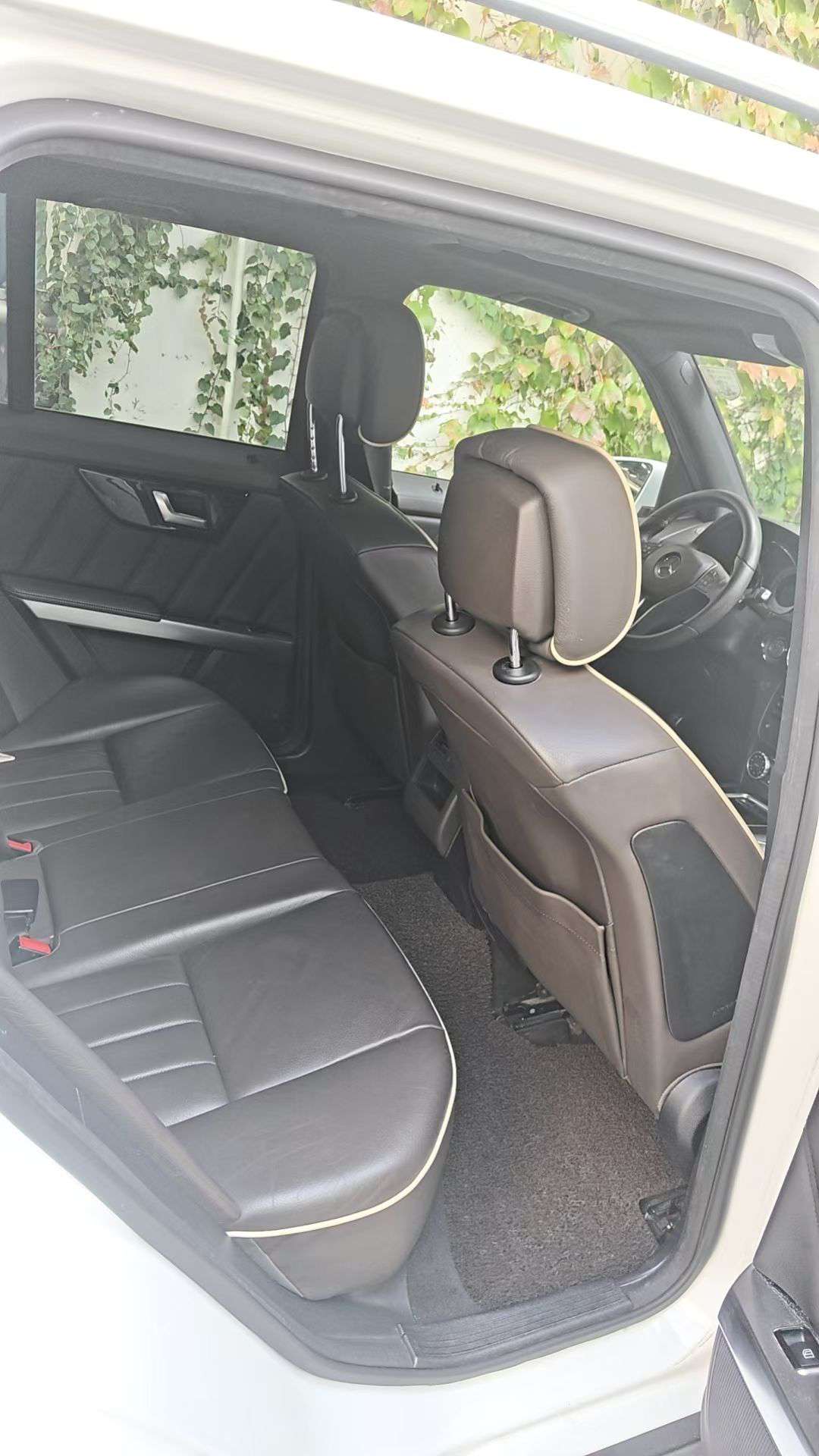 Mercedes-Benz GLK Class 6