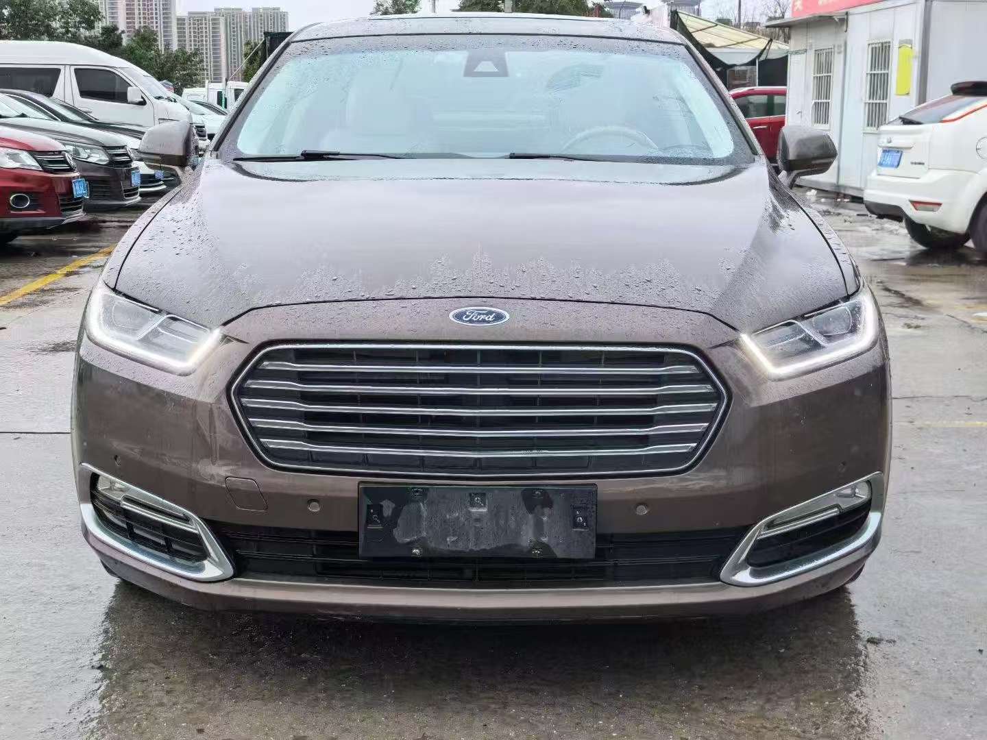 Ford Taurus 2.7T V6 Flagship Top Trim