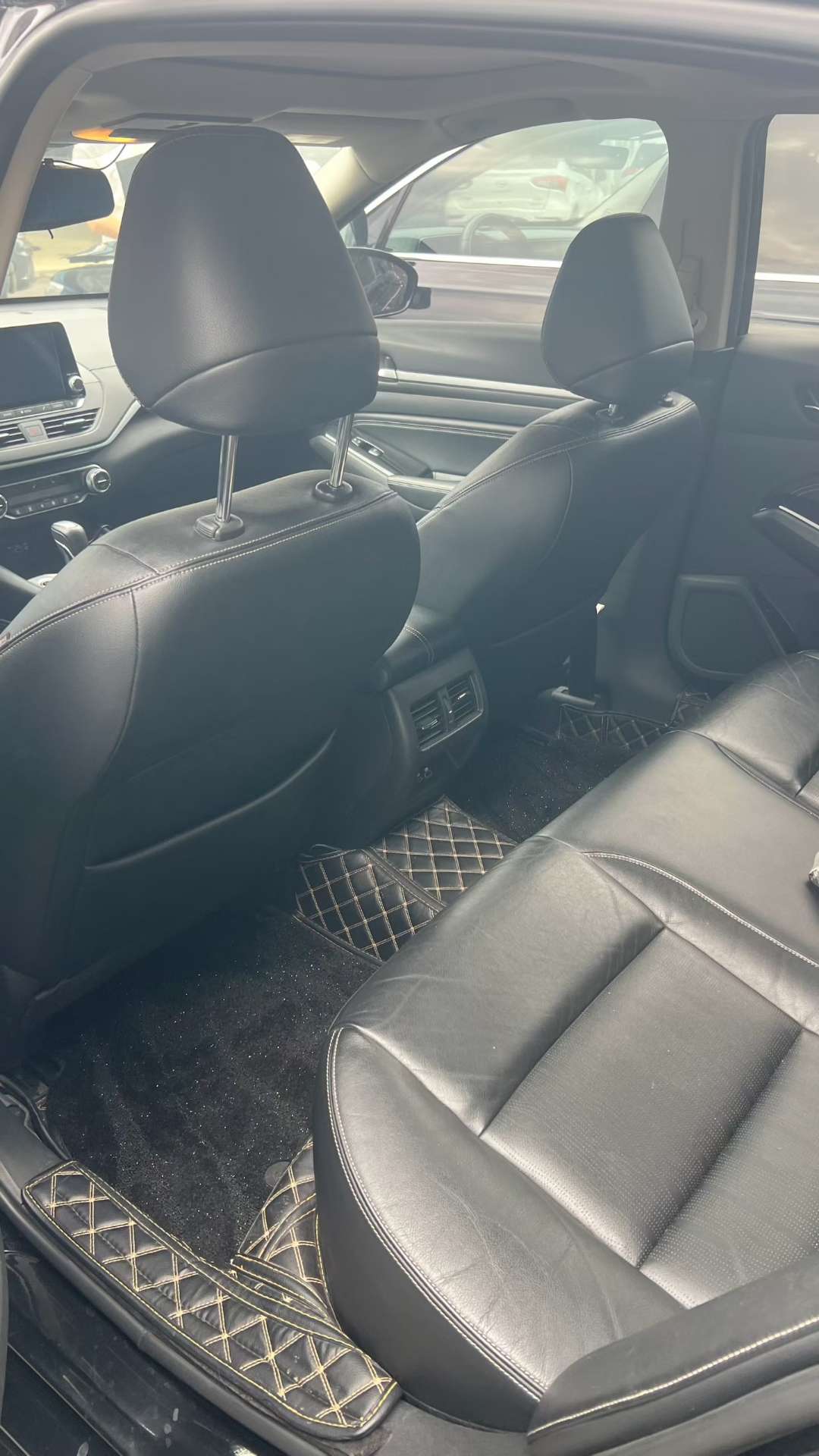 Nissan Teana 4