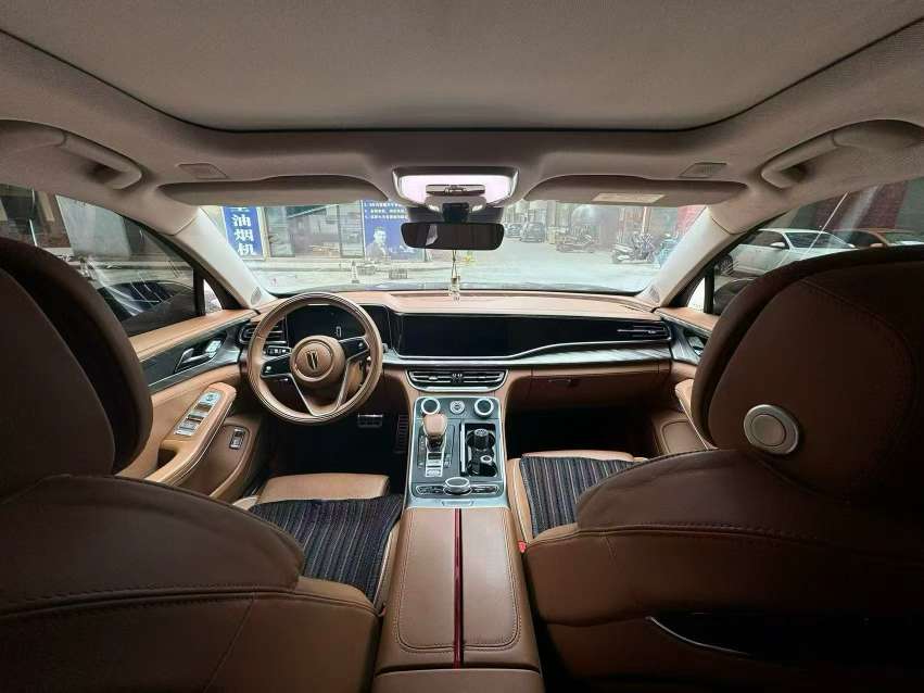 Hongqi H9 2