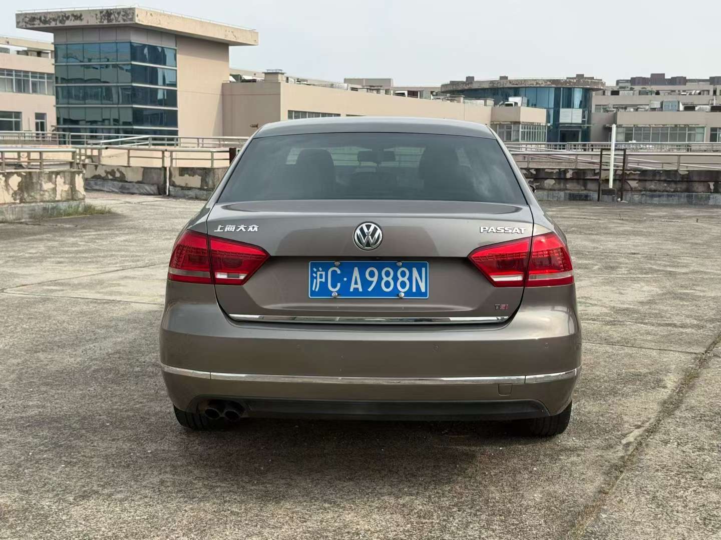 Volkswagen Passat 2012 1.8T Automatic 7
