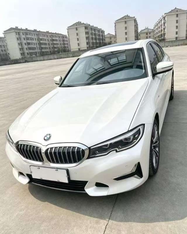 BMW 3 Series 2.0T First Edition