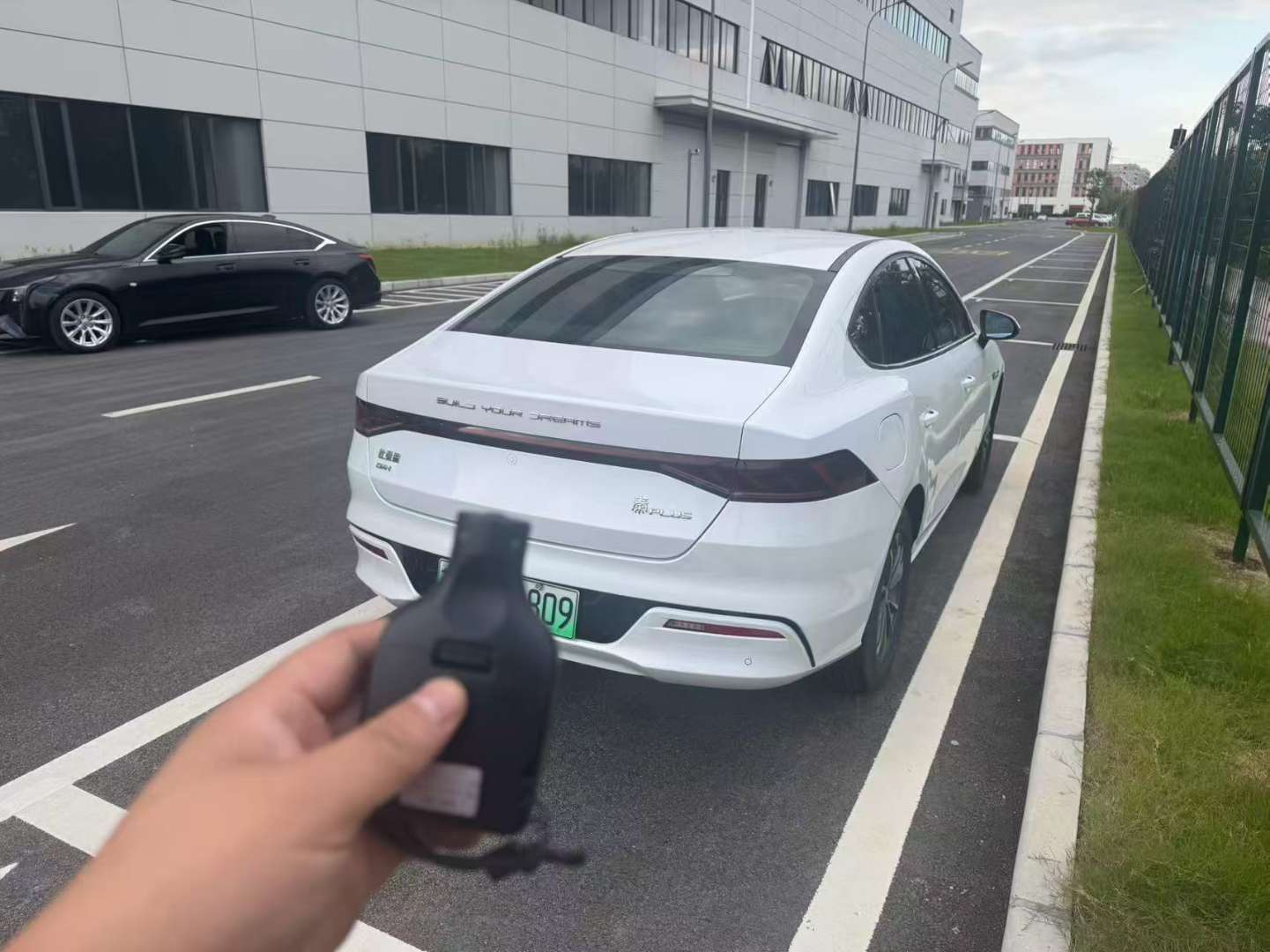BYD Qin 8