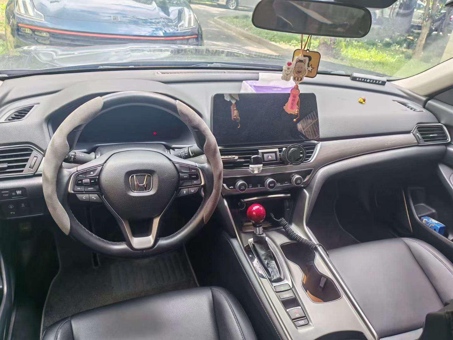 Honda Accord 1.5T Luxury Edition 5