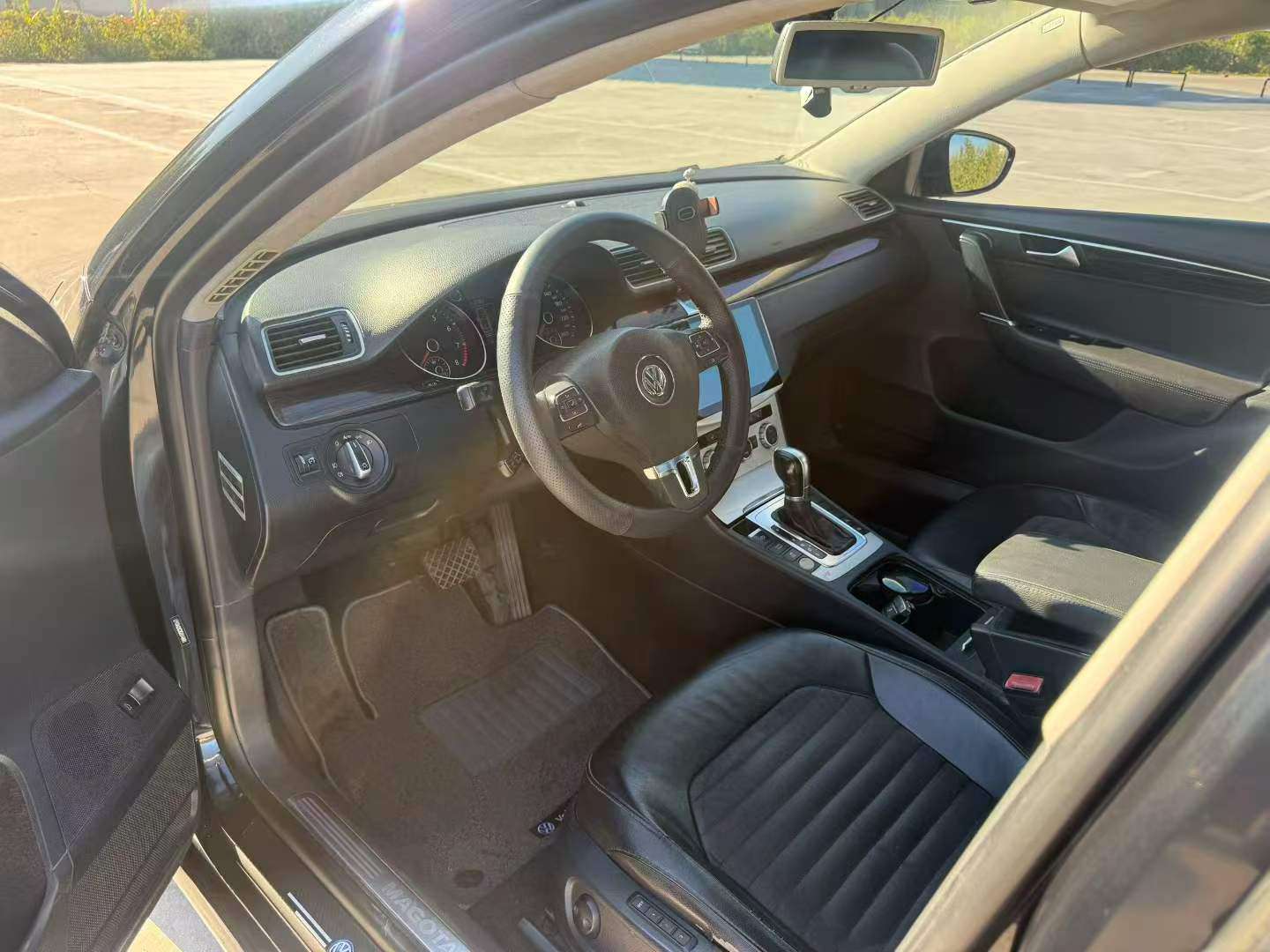 Volkswagen Magotan 2.0T Premium 4