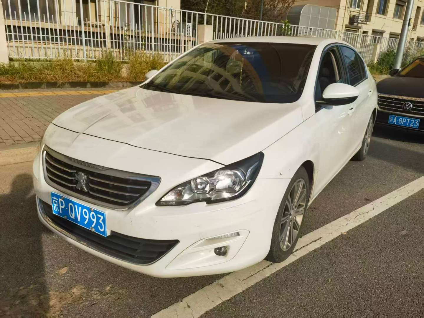 Peugeot 408 1.8L Automatic Sunroof