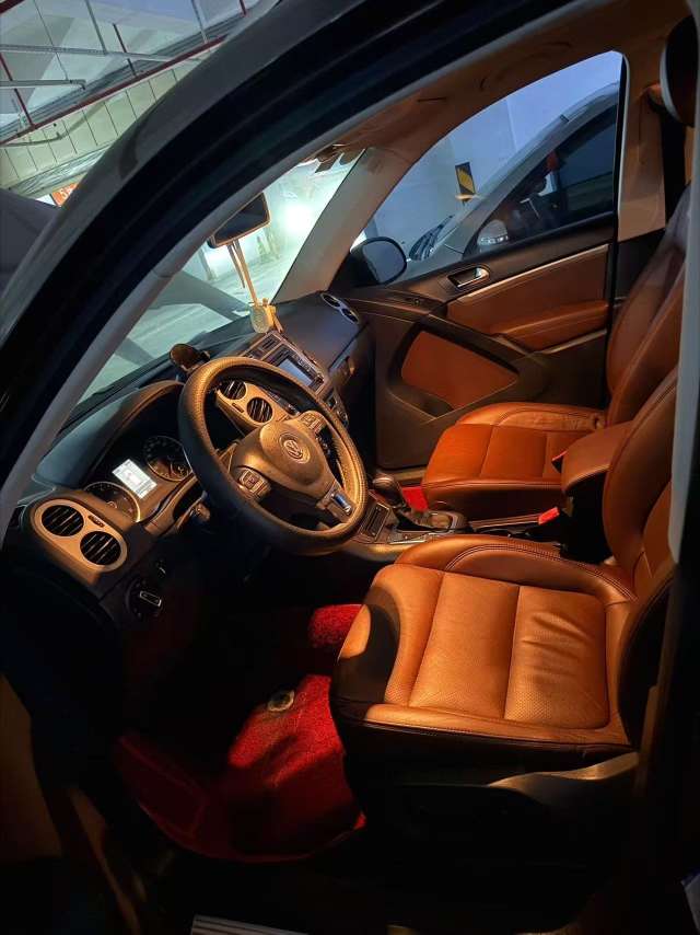 Volkswagen Tiguan 1.8TSI AWD Luxury Edition 6