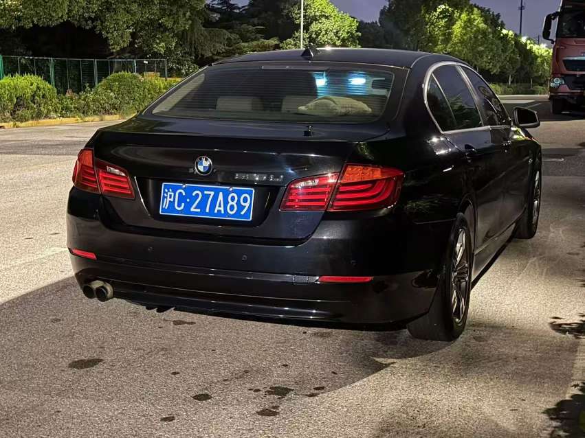 BMW 5 Series 525Li Luxury 4