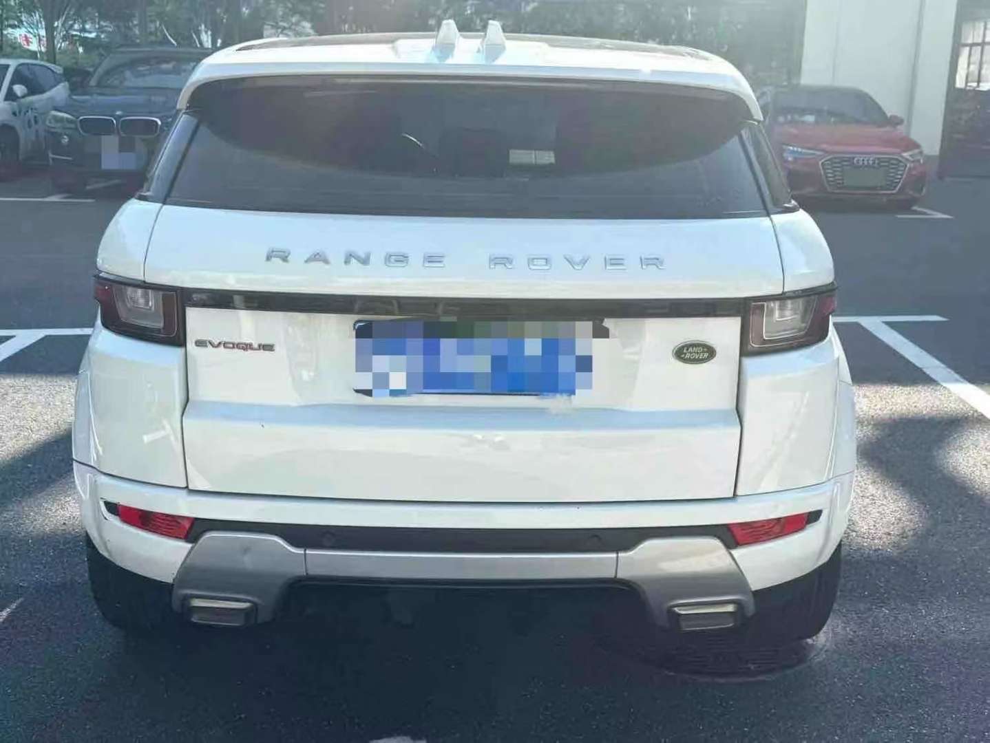 Land Rover Range Rover Evoque 2.0T 260PS SE 4