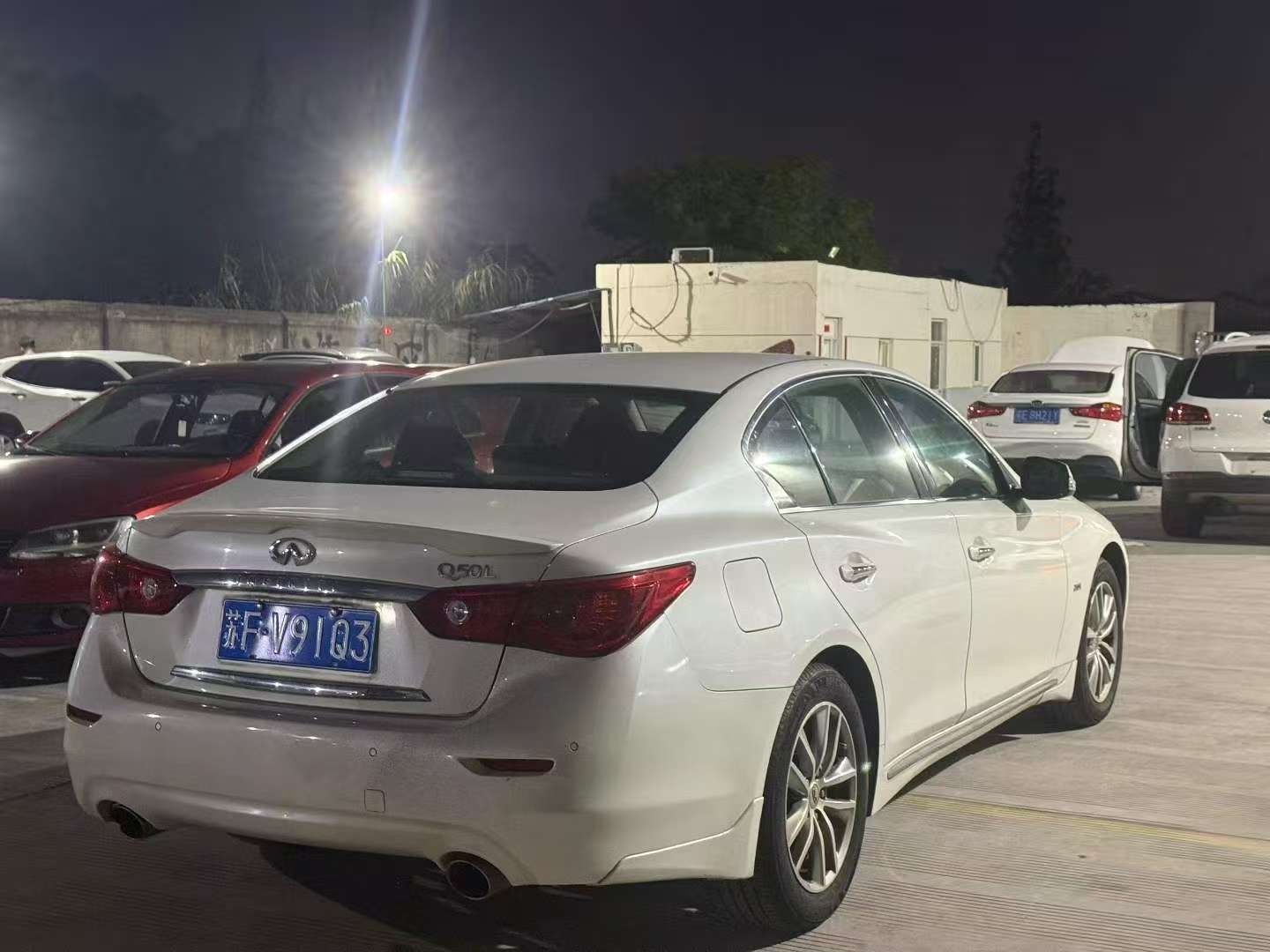 Infiniti Q50L 2.0T Comfort Edition 8