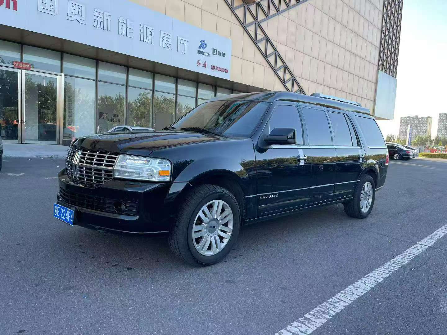 Lincoln Navigator 2011 5.4 Automatic Leader I 2
