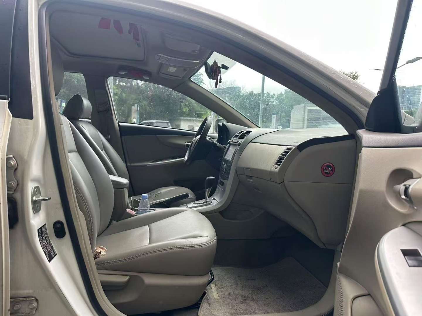 Toyota Corolla 1.8L Automatic Sunroof 7