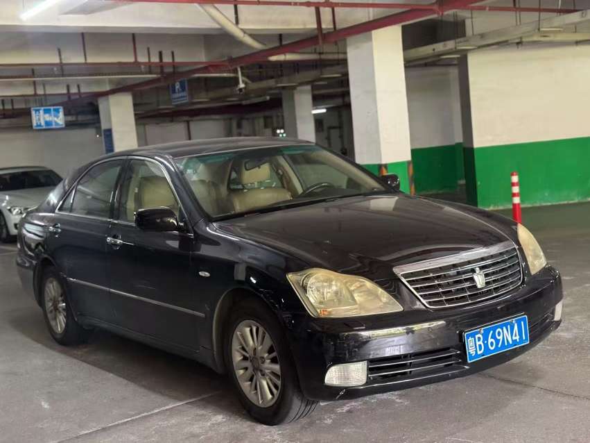 Toyota Crown 2