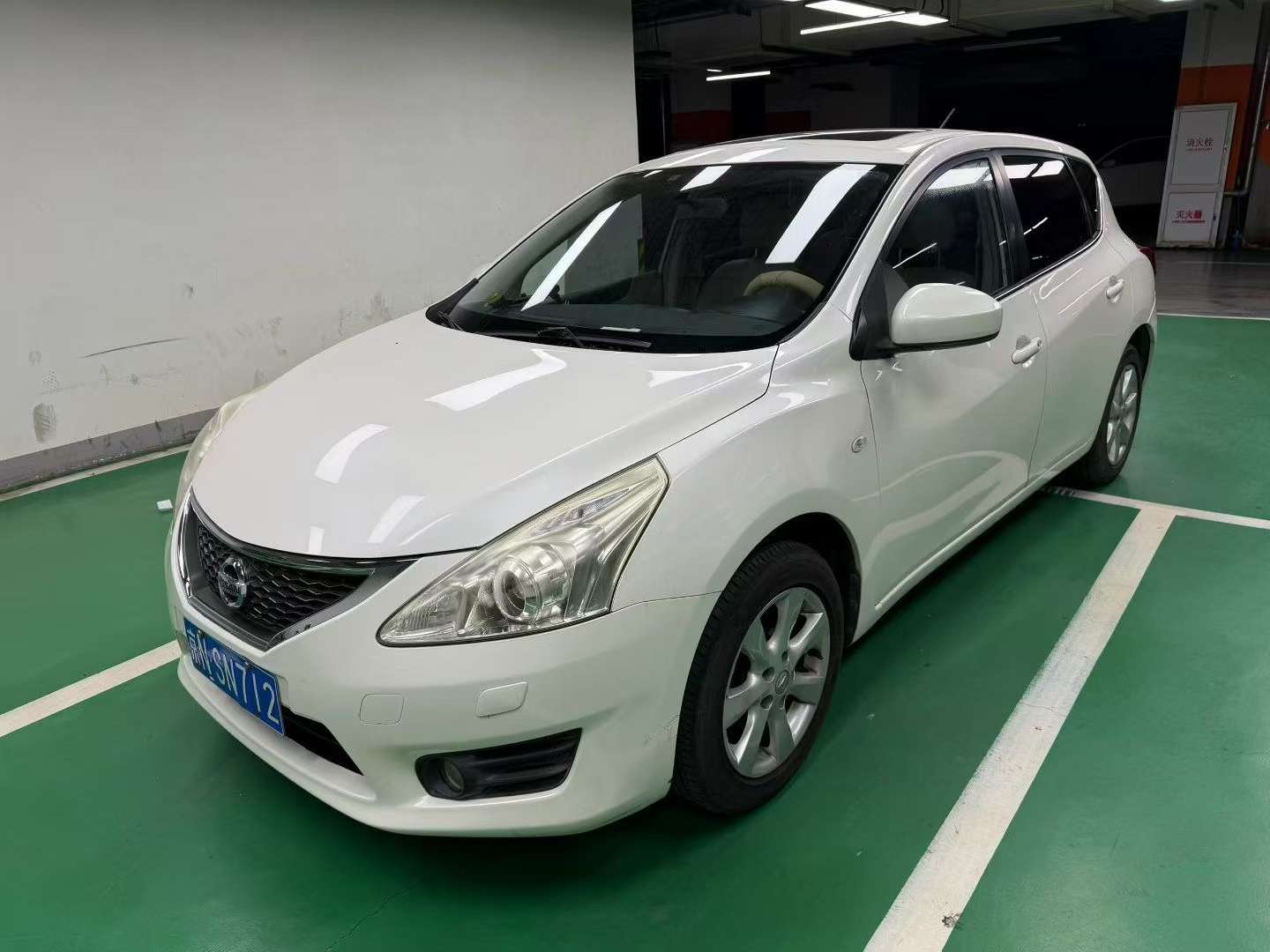 Nissan Tiida 1.6L Automatic Sunroof High Trim