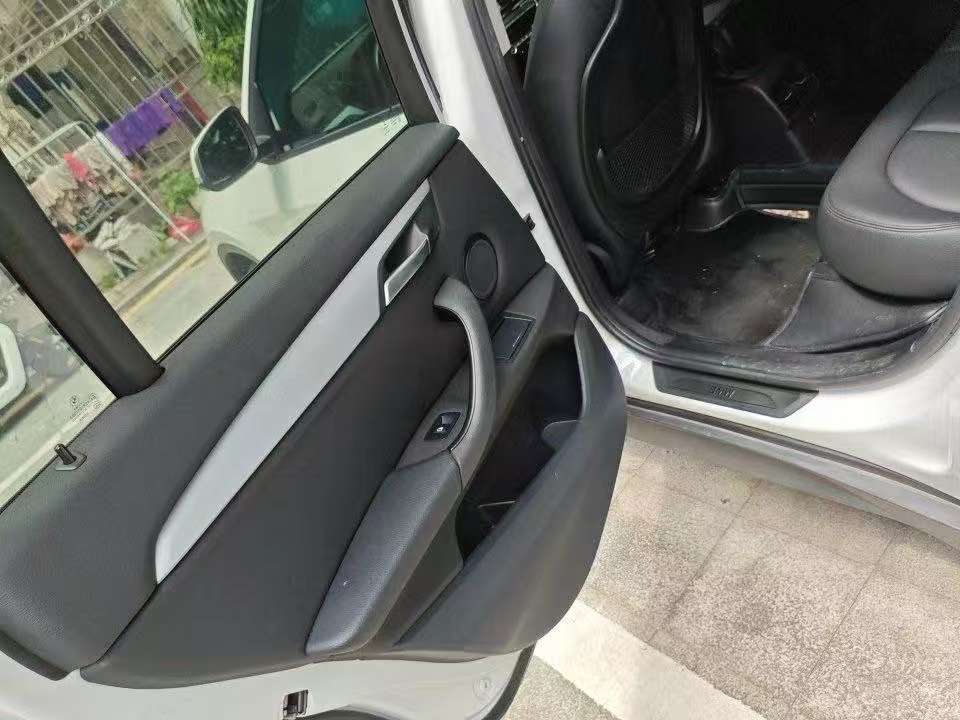 BMW X1 drive 18Li Fashion 4