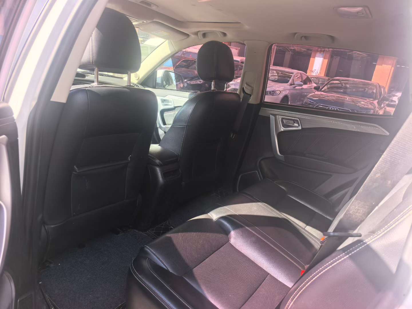 Geely Vision X6 8