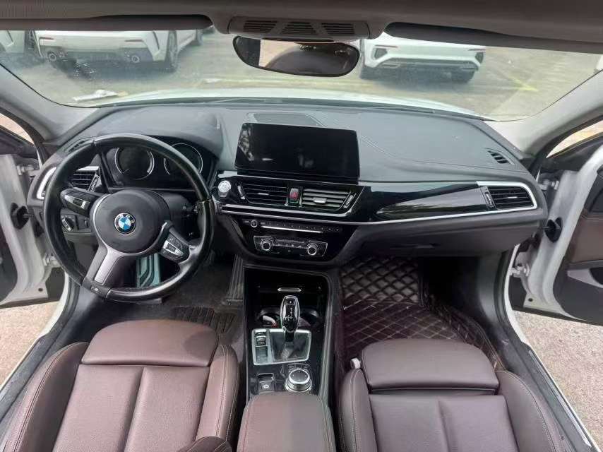 BMW 1 Series 1.5T M Sport Night Edition 5