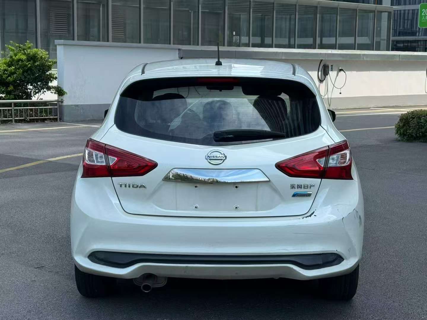 Nissan Tiida 1.6L Automatic Sunroof 8