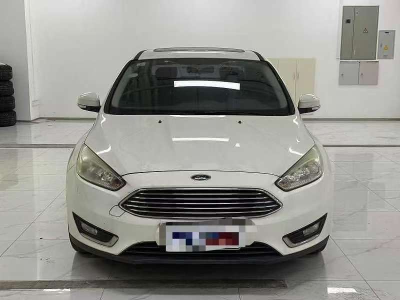 Ford Focus 2017 1.0T EcoBoost 125 Automatic Super Fashion Smart Edition 2
