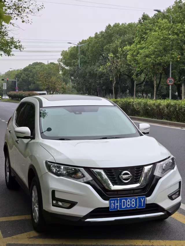 Nissan X-Trail 2019 2.0L Automatic Sunroof