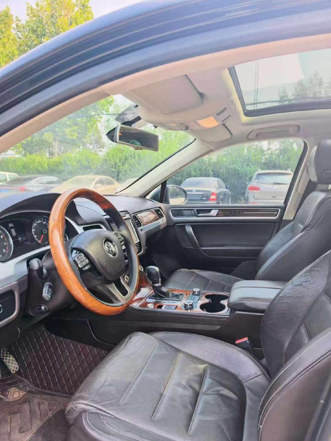 Volkswagen Touareg 2014 6