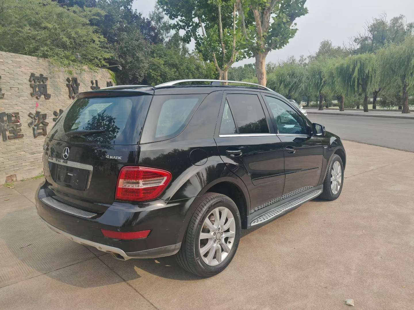 Mercedes-Benz ML 2011 ML350 4MATIC Luxury 7