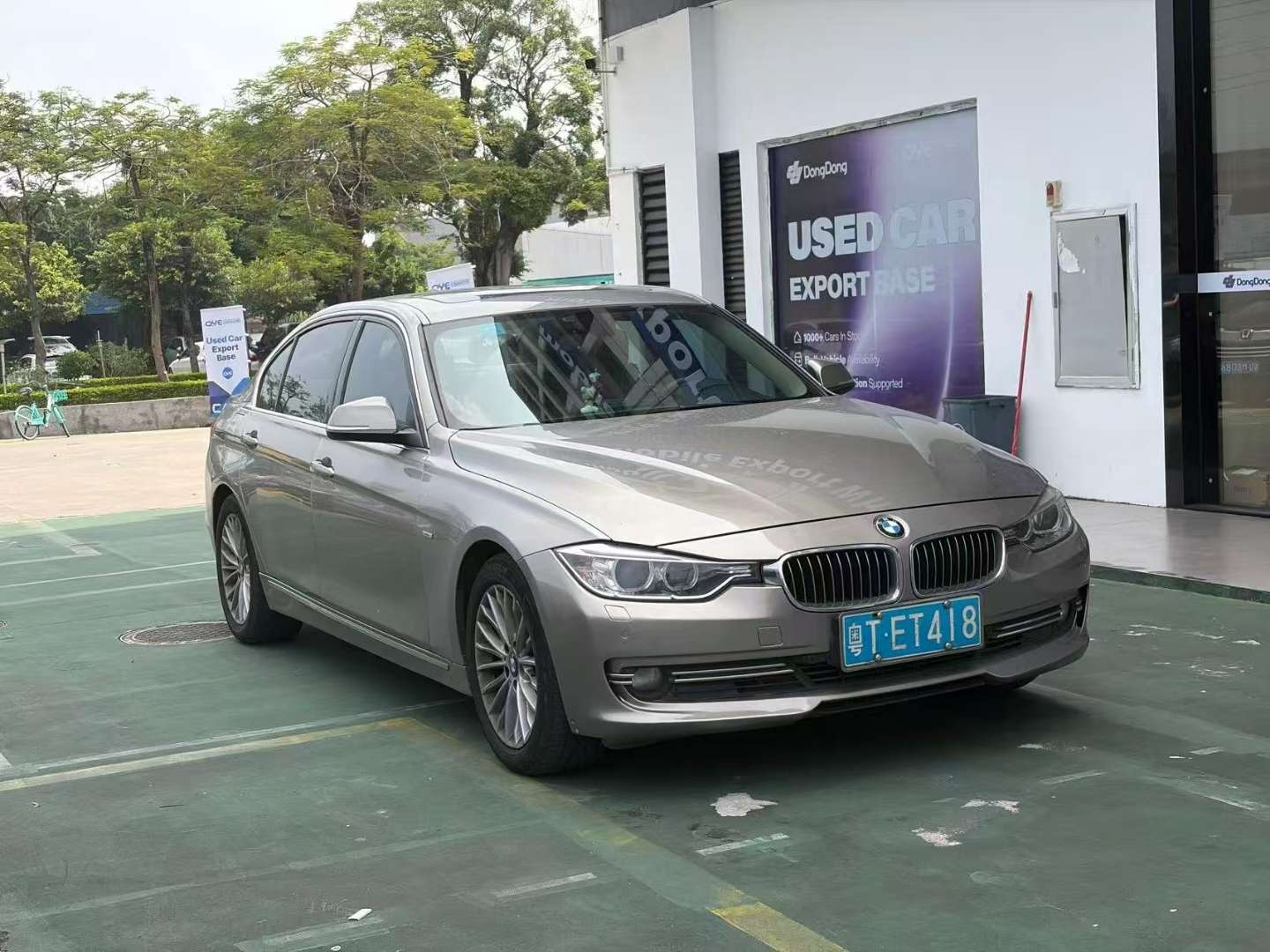 BMW 3 Series 320Li Luxury Design Package