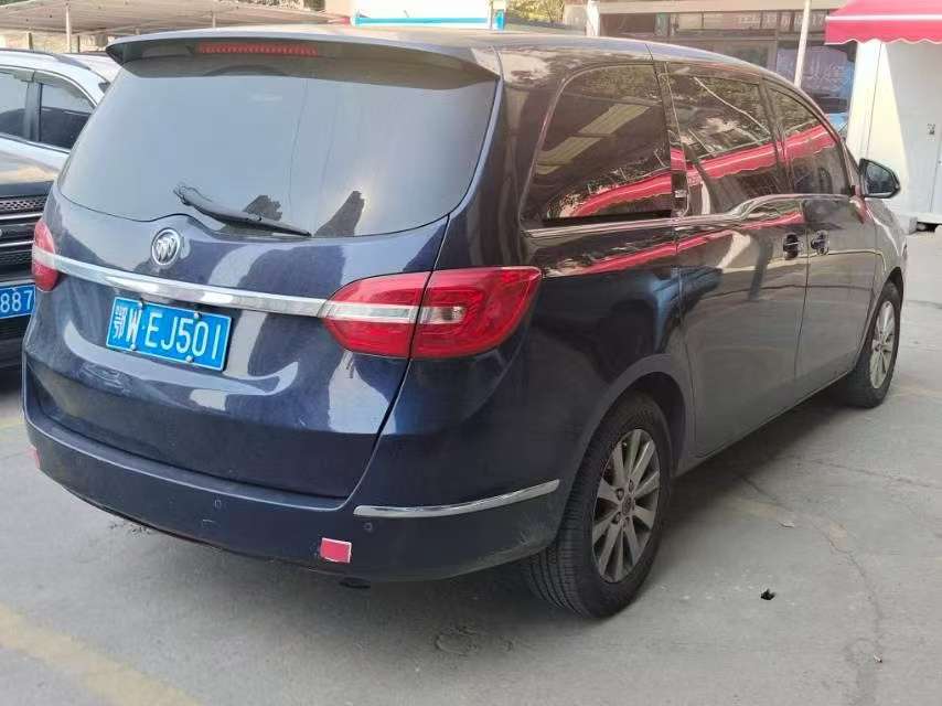 Buick GL8 2014 2.4 Comfort Edition 5
