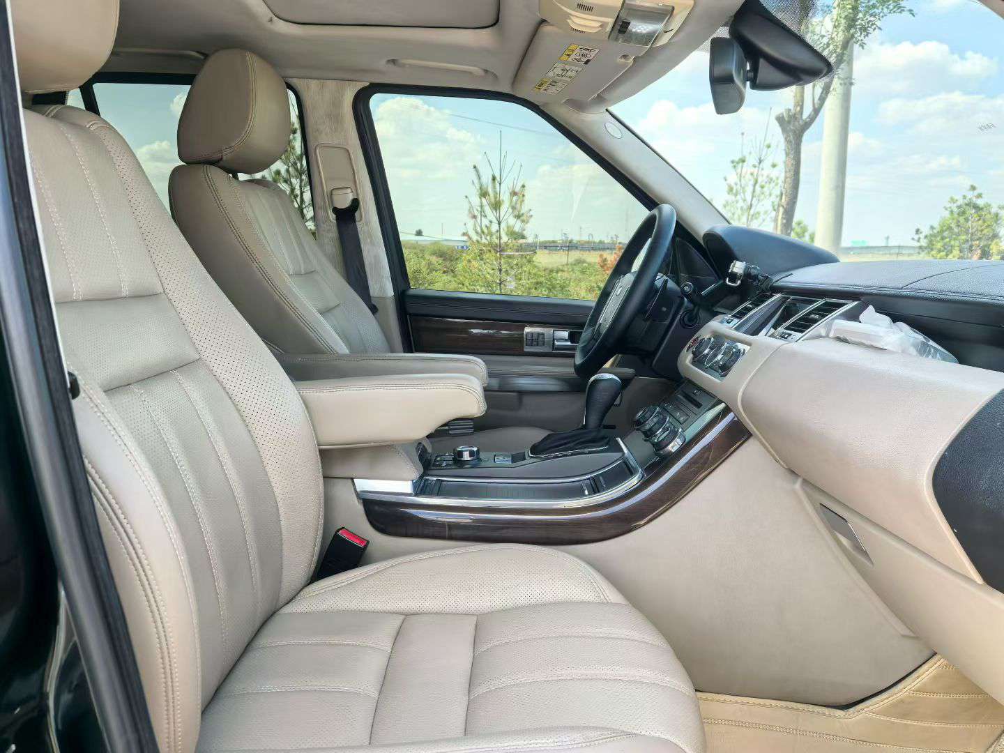 Land Rover Range Rover Sport 2010 3.0T Diesel Top Trim 6