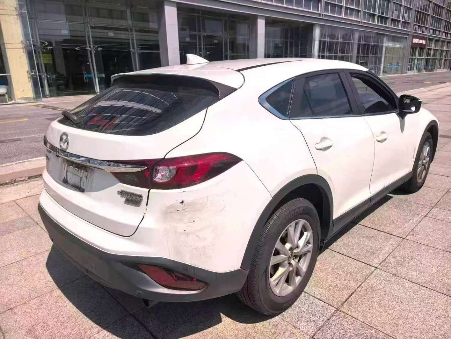 Mazda CX-4 2.0 2WD SkyActiv Explorer 4