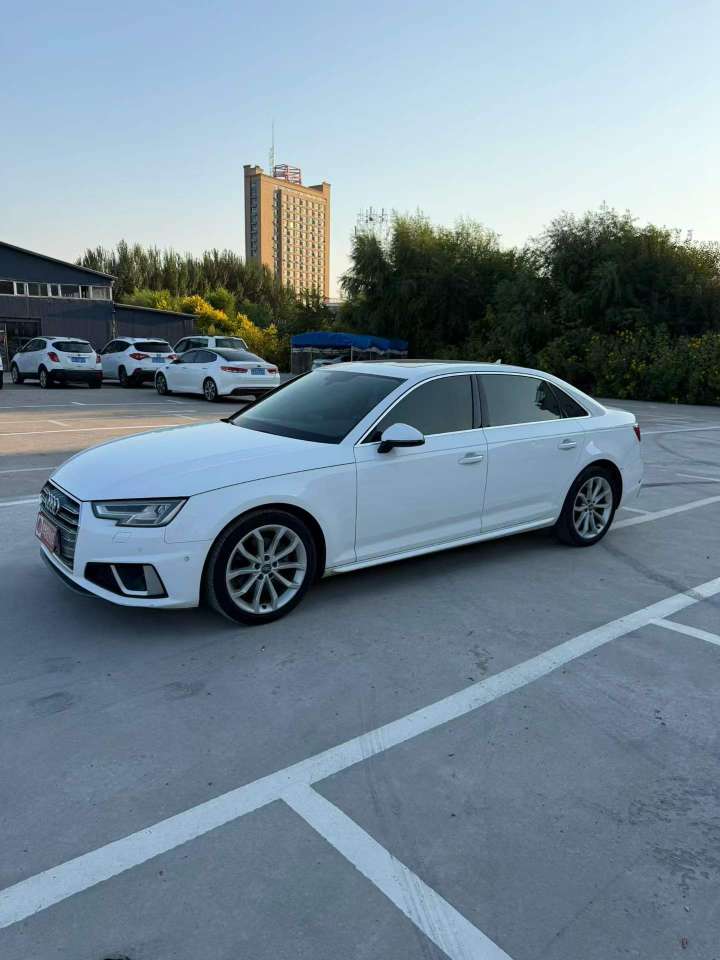 Audi A4 Fashion Edition 3