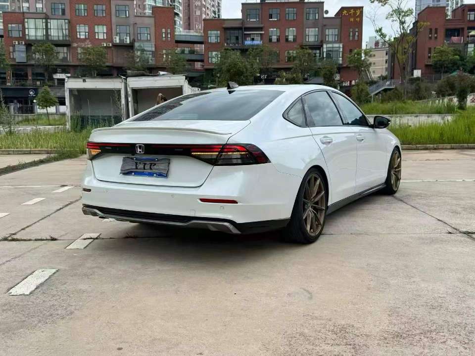 Honda Accord 1.5T 260 Top Trim 9
