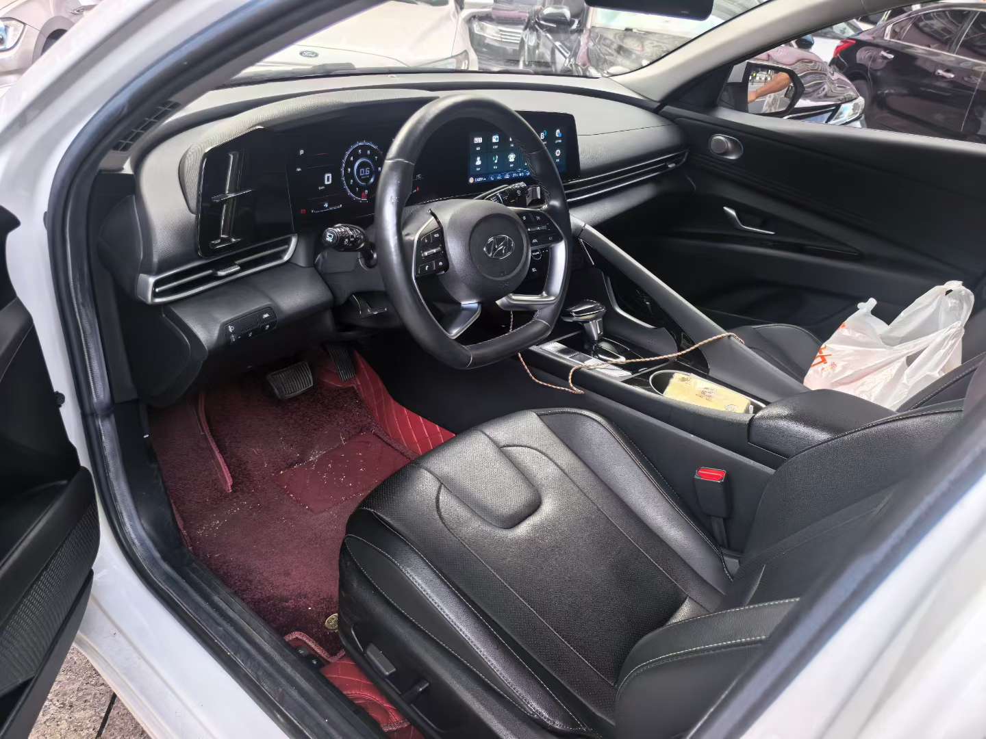 Hyundai Elantra 2021 1.5L Premium 8