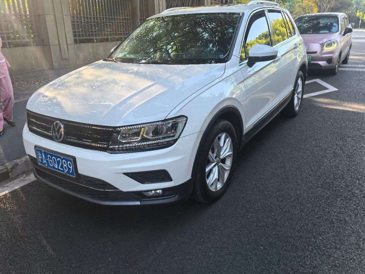 Volkswagen Tiguan 2.0T 4WD Premium Edition
