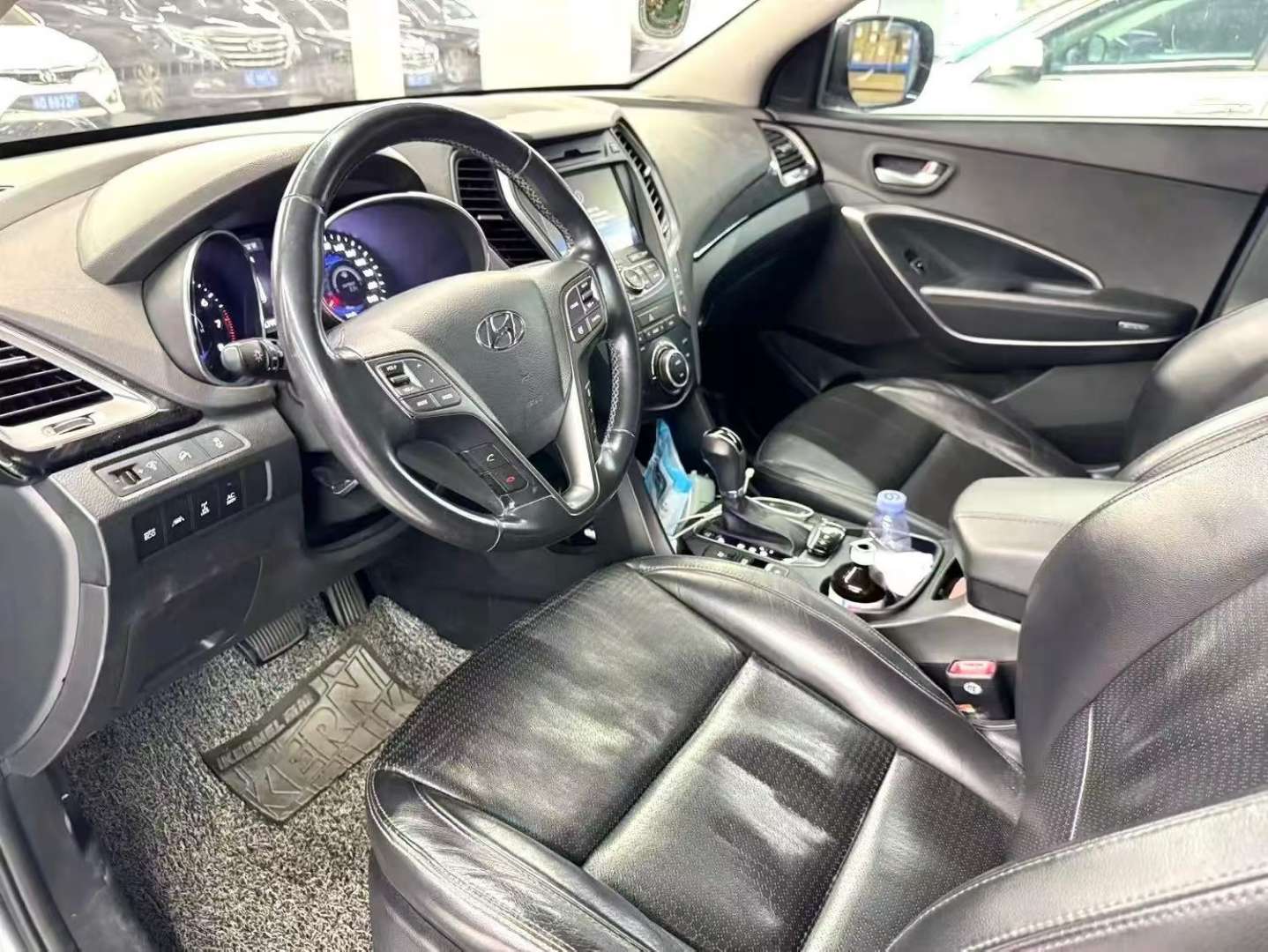 Hyundai Santa Fe 2013 3.0 7-Seater AWD Premium 6