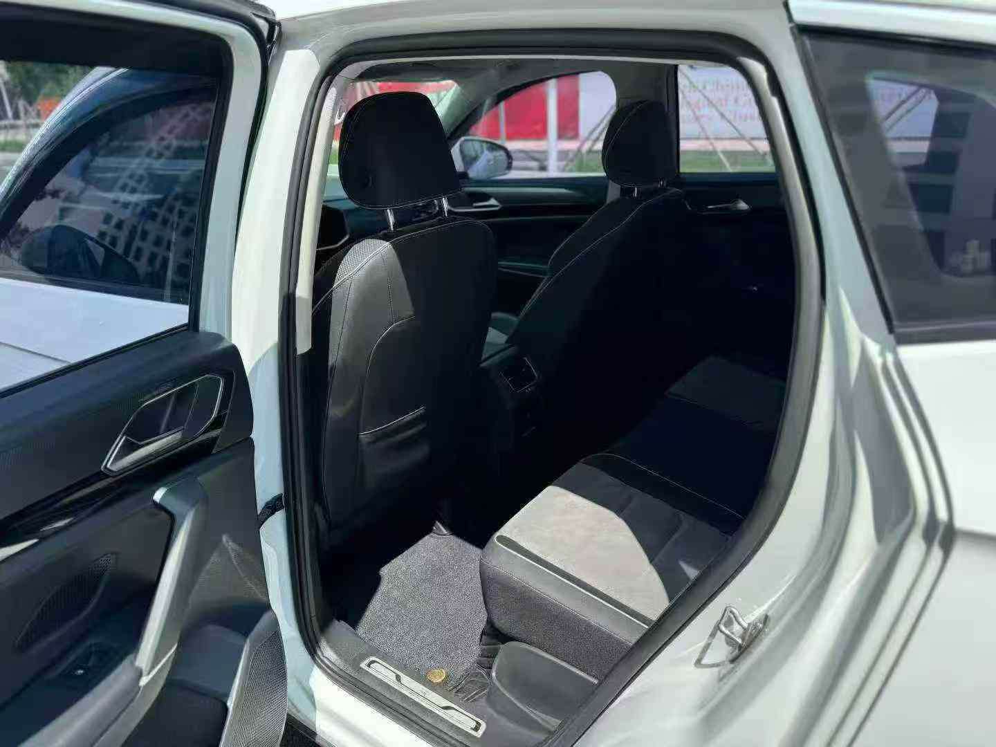 Volkswagen Tayron X 2022 330 Prestige 6
