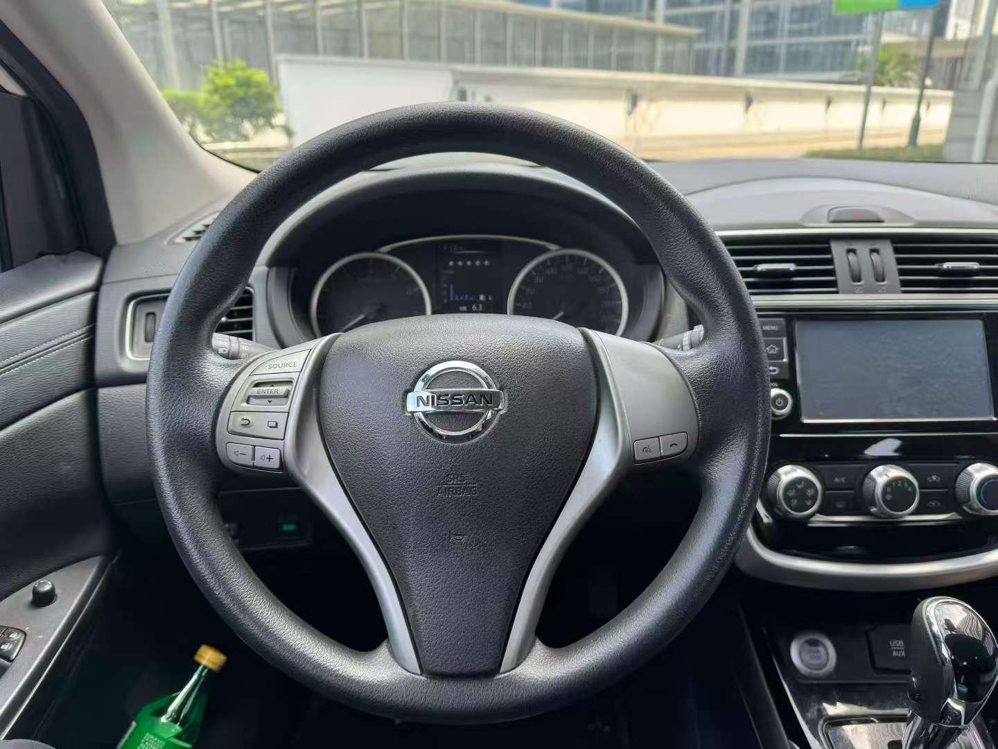 Nissan Tiida 1.6L Automatic Sunroof 5