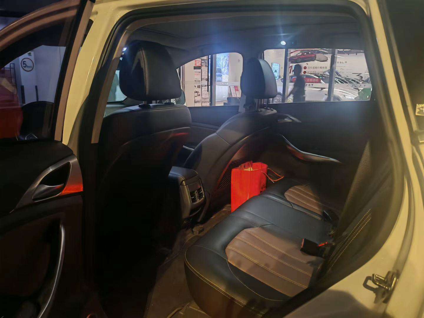 BYD Song DM 1.5T AWD Prestige Edition 6
