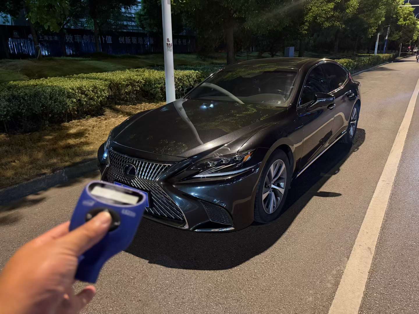 Lexus LS 3.5 CVT/Automatic Excellence Edition 2