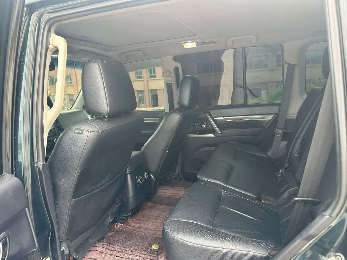 Mitsubishi Pajero 3.0L V6 Mechanical Super Select 4WD 7-Seater 7
