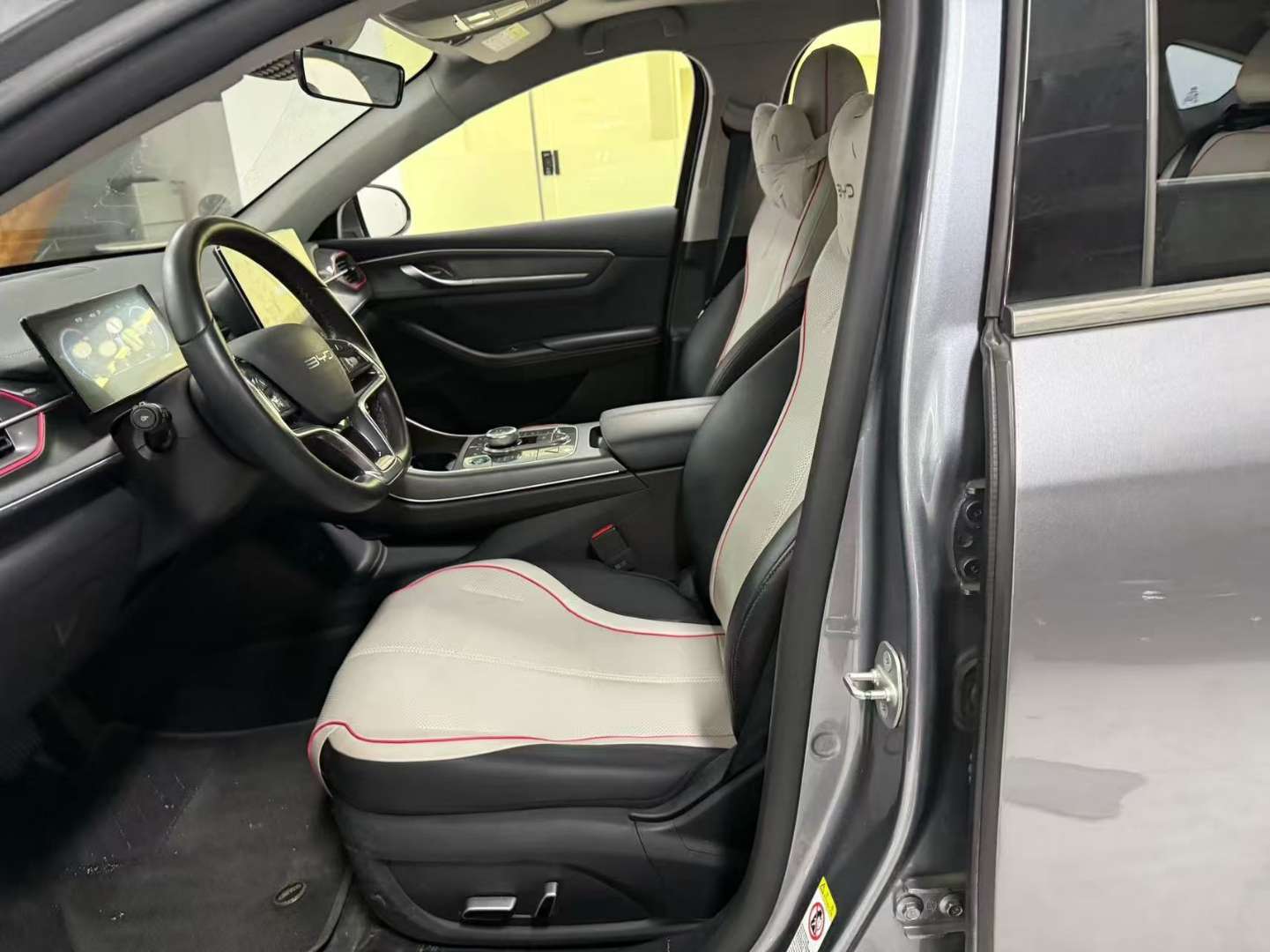 BYD Destroyer 05 55km Range Premium 1.5T 8