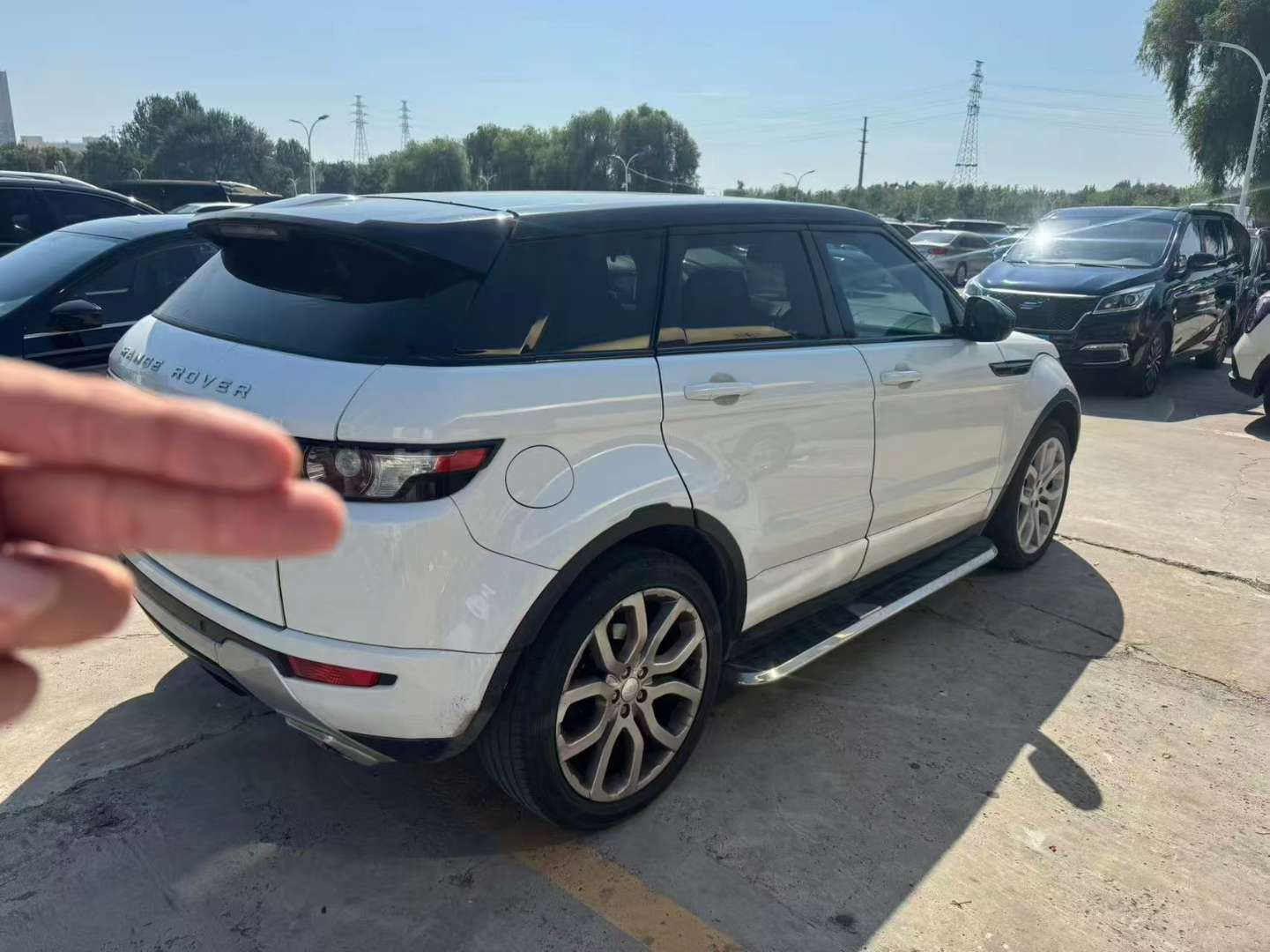 Land Rover Evoque 2.0 Automatic Sunroof 5