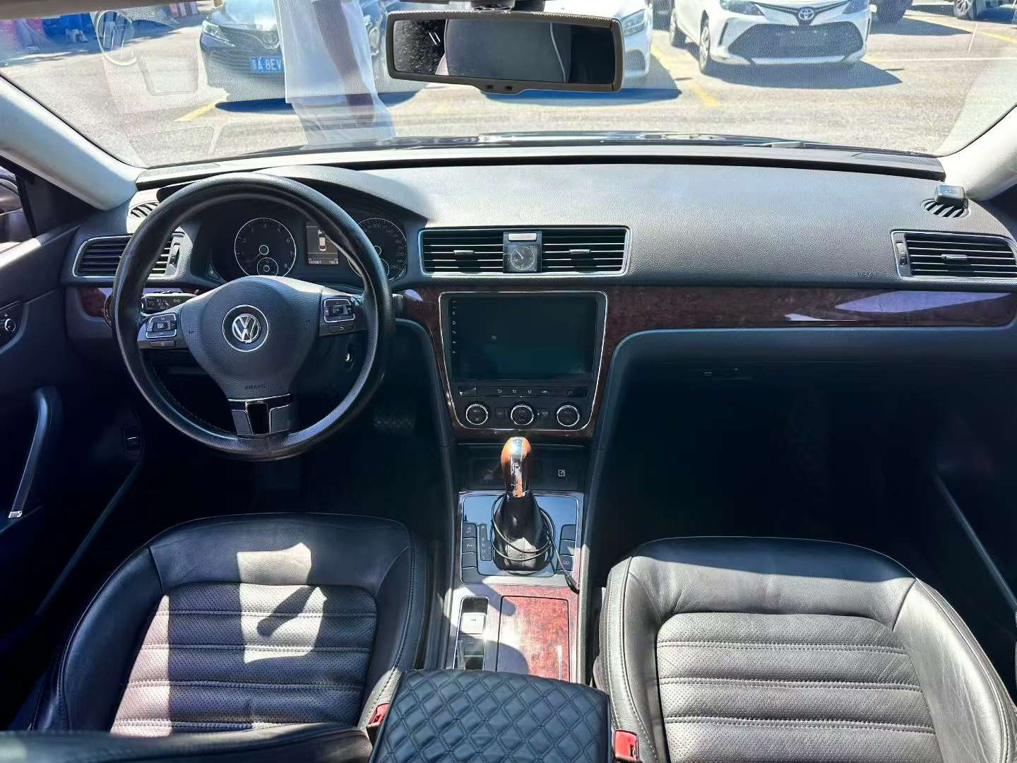 Volkswagen Passat 2.0T High Trim 3