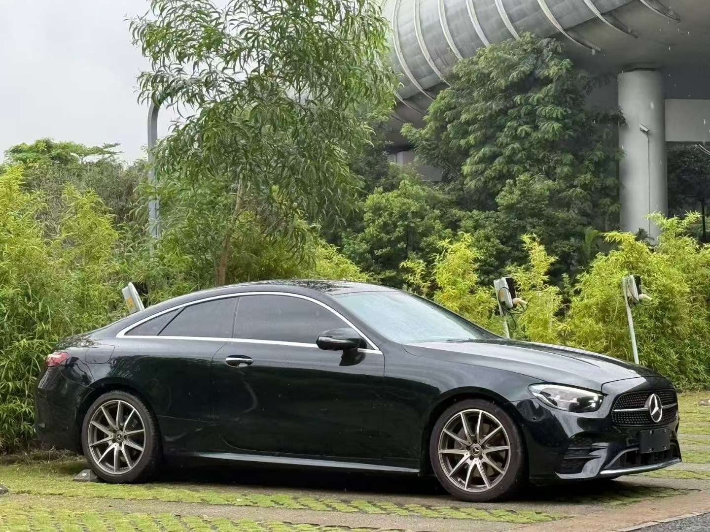 Mercedes-Benz E-Class E 260 Coupe 2