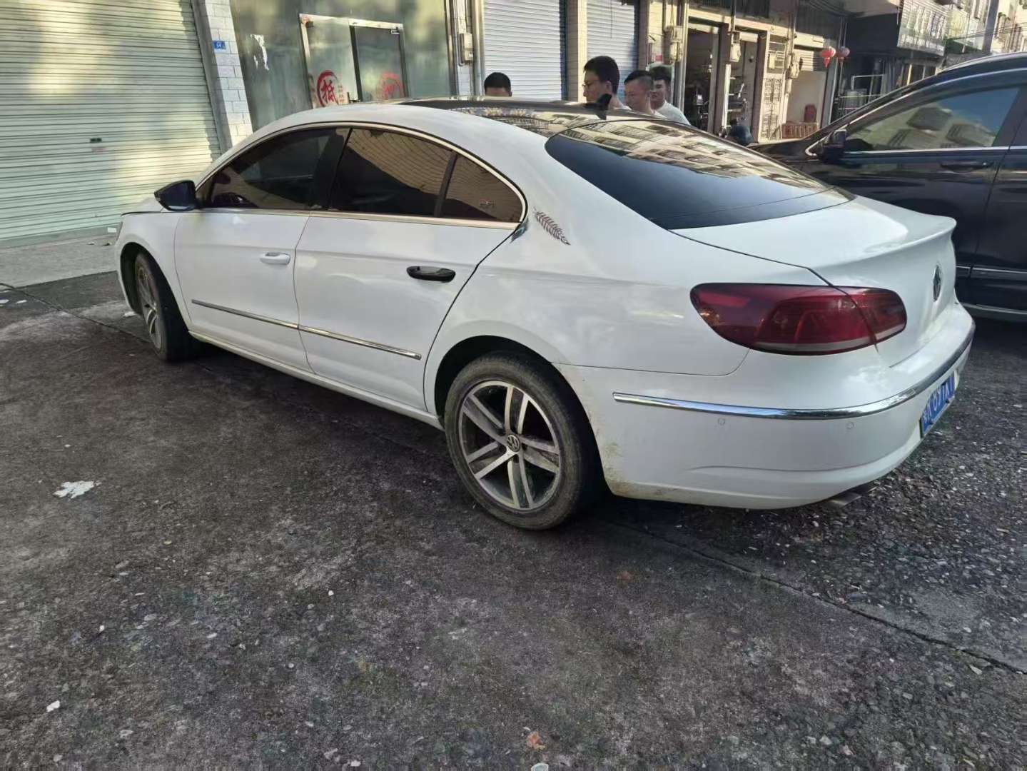 Volkswagen CC 1.8T Luxury Trim 4