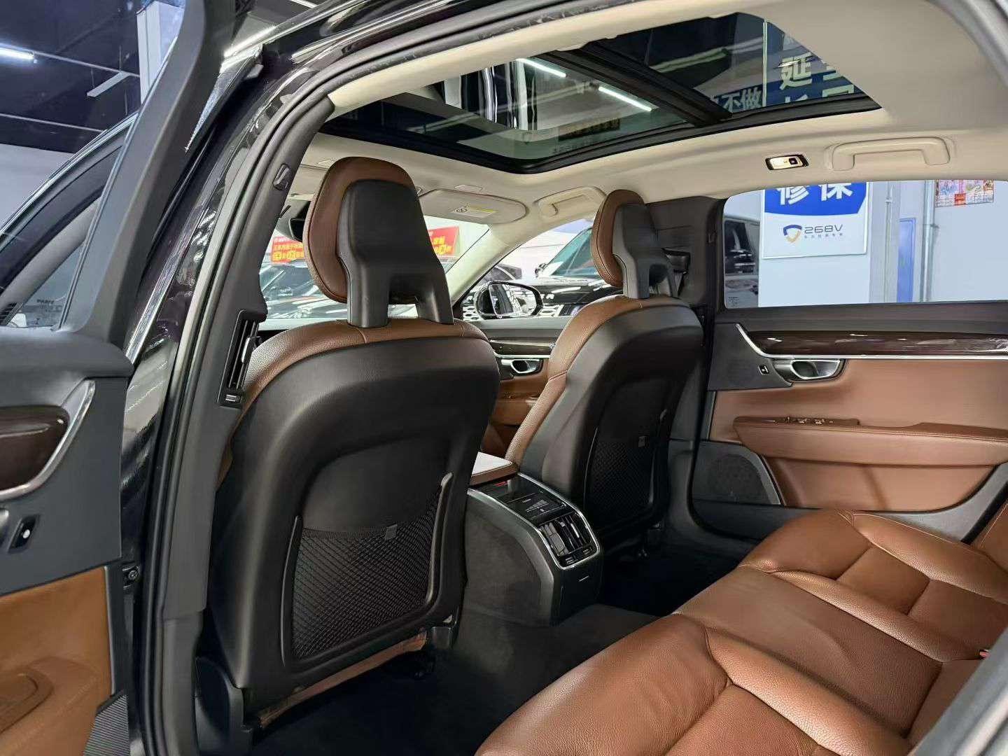 Volvo S90 T4 Long Range Edition 7
