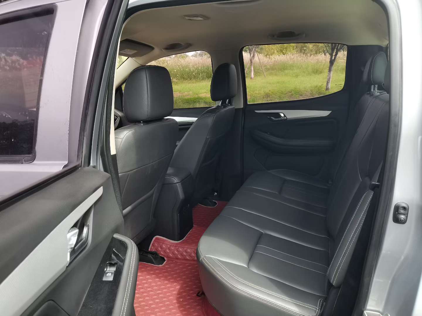Isuzu Raiser 2.8T Diesel 4WD Long Bed 7