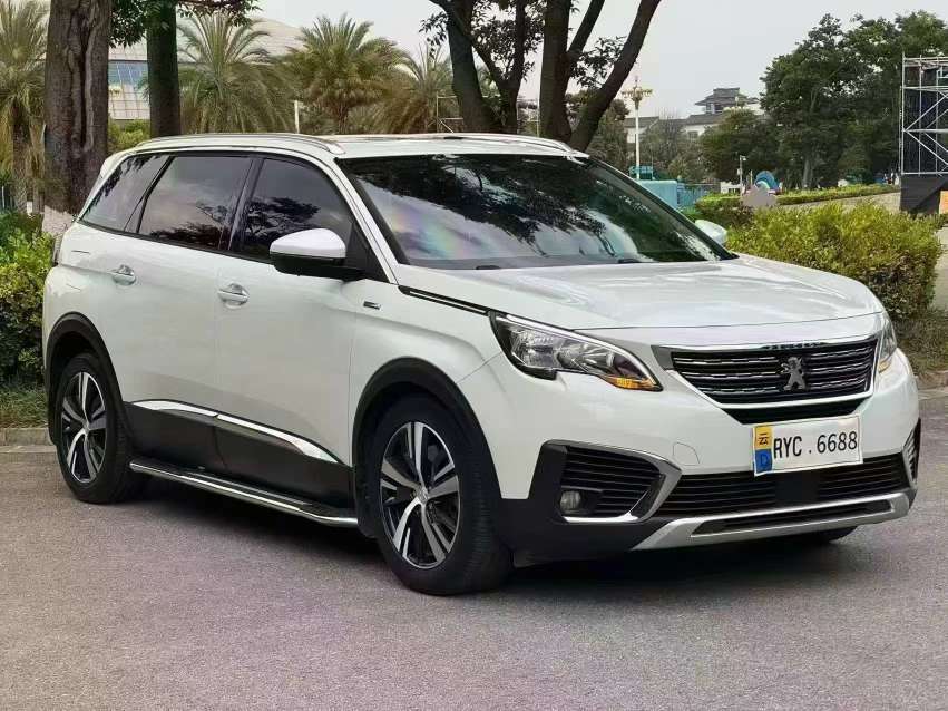 Peugeot 5008 1.8T Automatic 7-Seater 3